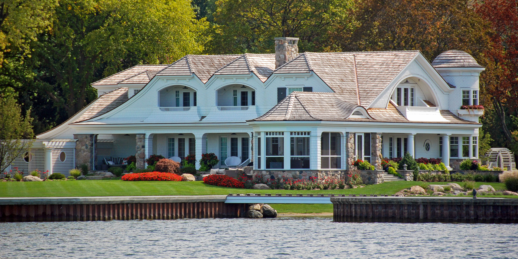 house-pond-nature